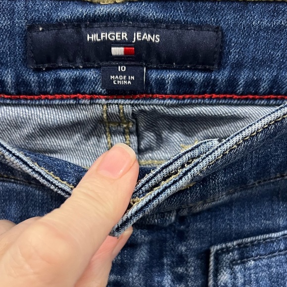Tommy Hilfiger Tribeca Straight Jeans With Leg Patch Pocket Detail - Picture 5 of 13